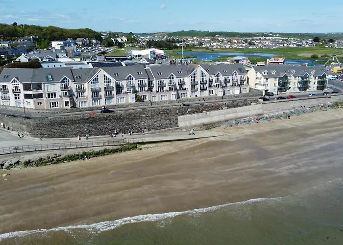 Seafront In Daire Tramore